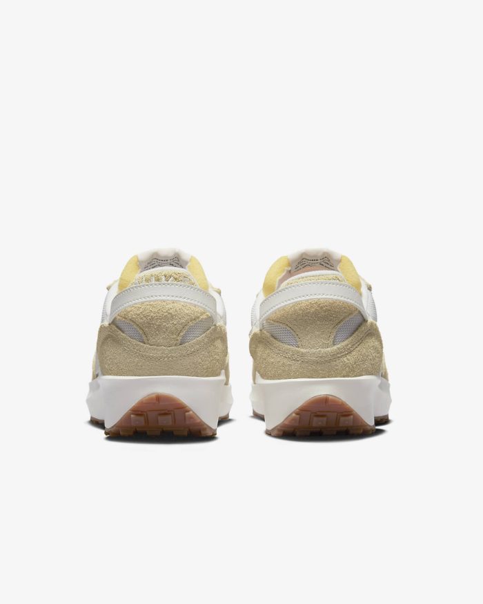 Кроссовки Nike Waffle Debut Vintage DX2931-001 — изображение 5