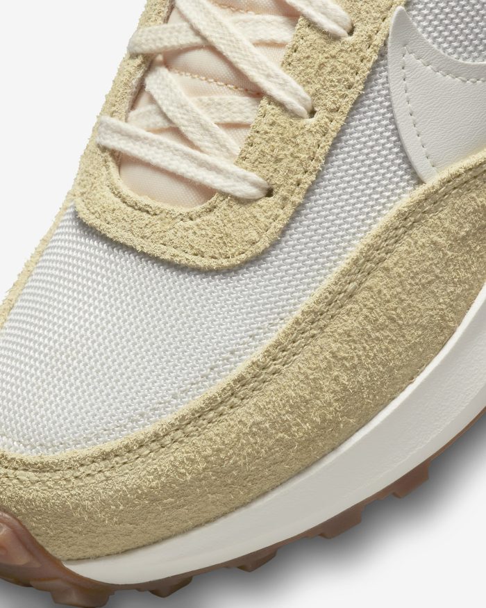 Кроссовки Nike Waffle Debut Vintage DX2931-001 — изображение 7