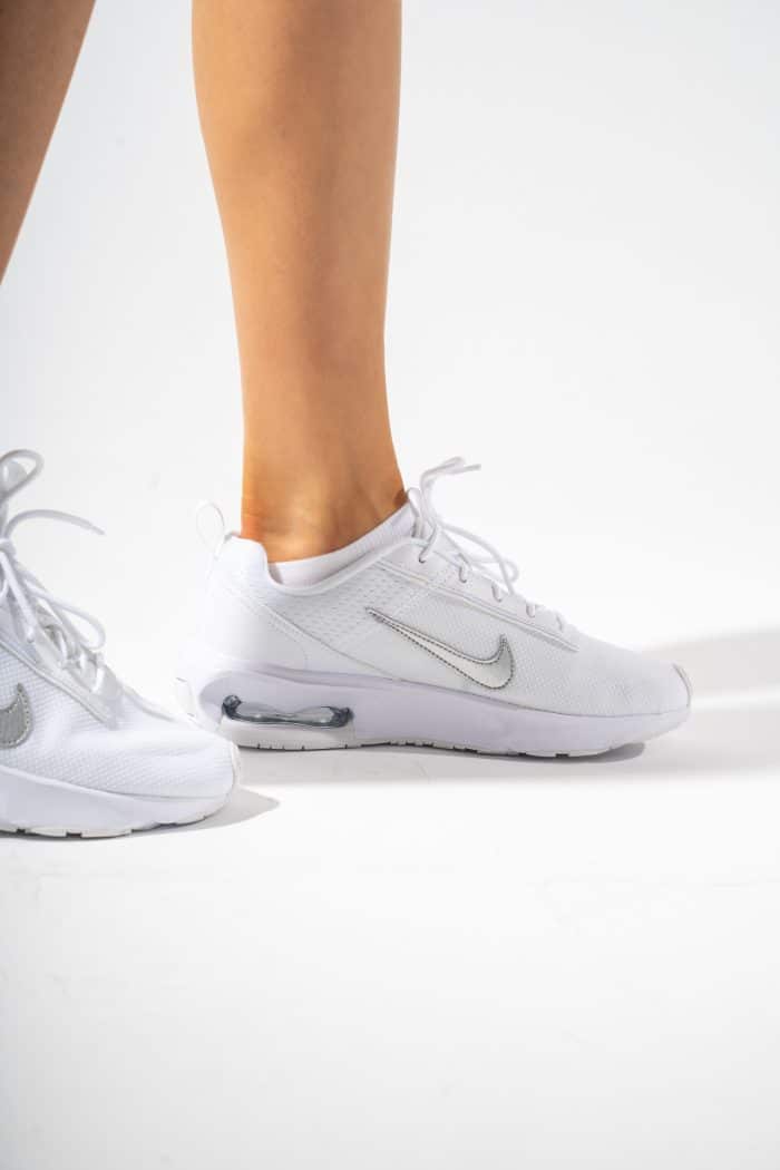 Кроссовки Nike Air Max INTRLK DV5695-100 — изображение 13