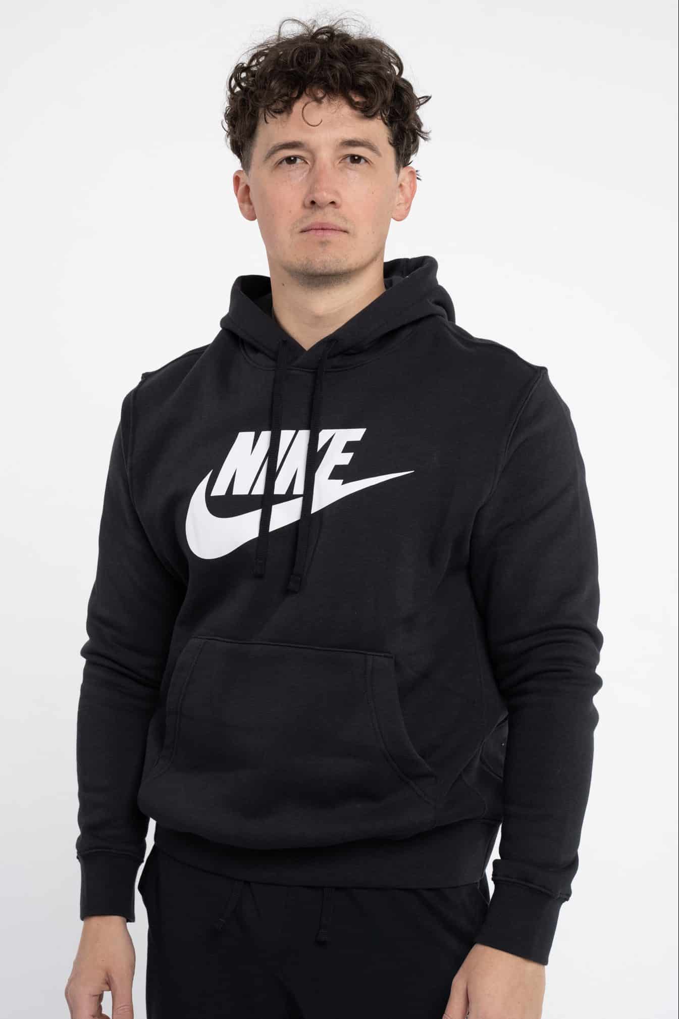 Худи Nike Sportswear Club Fleece Graphic Pullover Hoodie BV2973-010 Худи Nike Sportswear Club Fleece Graphic Pullover Hoodie BV2973-010