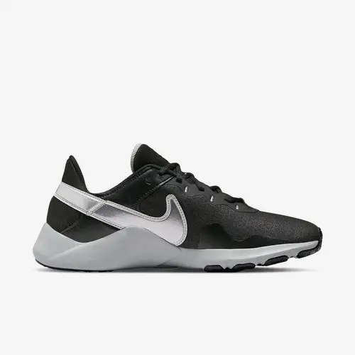 Nike Legend Essential 2 CQ9356-008 (1)