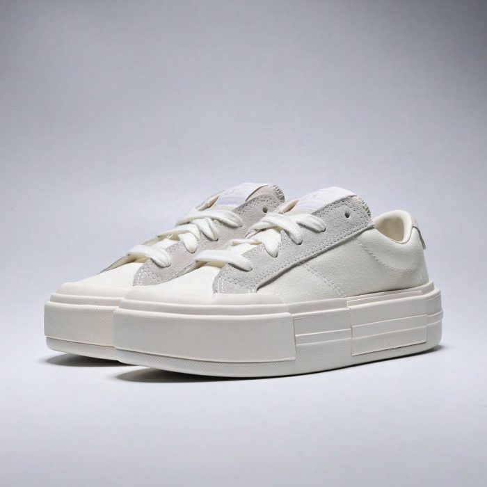 Кеды Converse Women's Chuck Taylor Seasonal Canvas Low Top A17681C — изображение 5