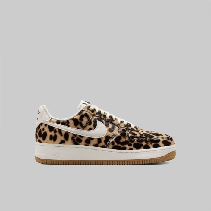 Кроссовки Nike Women's Air Force 1 '07 IB7695-200 — изображение 3